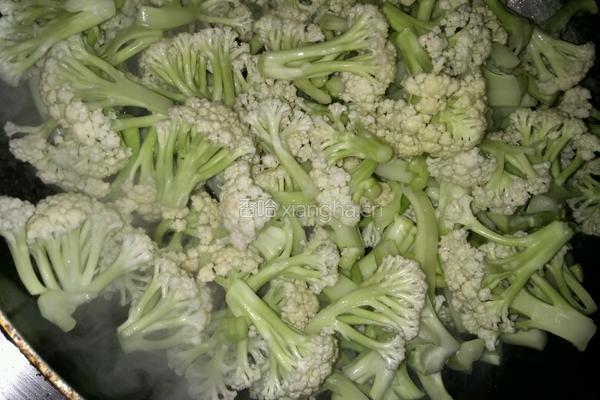 五花肉炒有机菜花的做法图解9