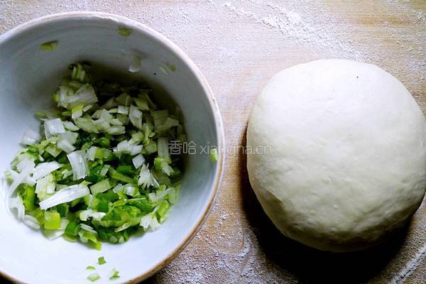 手撕饼的做法图解1