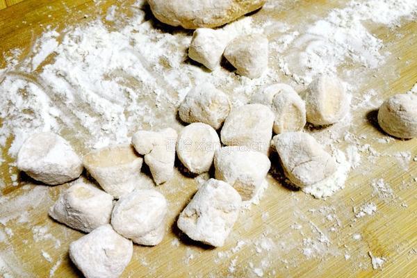 白菜鸡蛋馅饺子的做法图解7