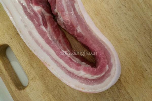啤香红烧肉的做法图解1