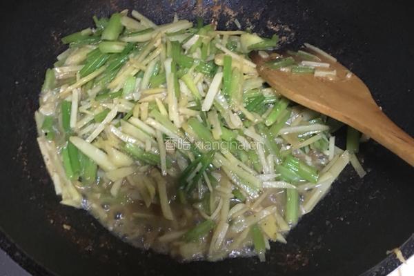 芹菜炒土豆丝的做法图解11