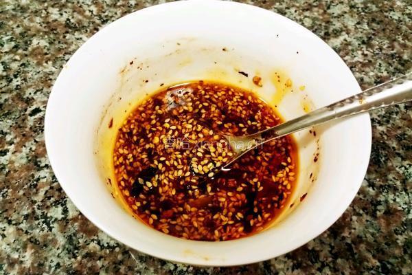 凉拌折耳根的做法图解4
