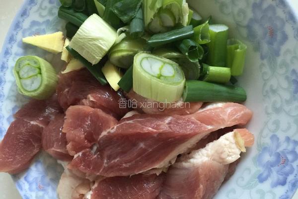 大葱猪肉馅包子的做法图解4