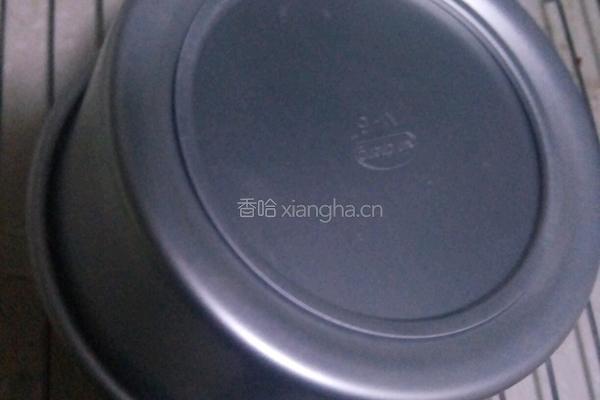 六寸中空蛋白蛋糕的做法图解14