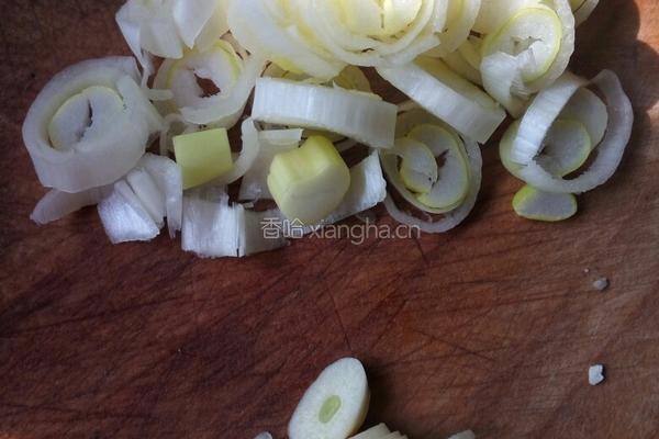 黄豆芽炒粉丝的做法图解4
