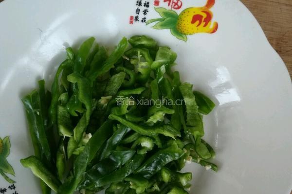 青椒牛肉的做法图解3