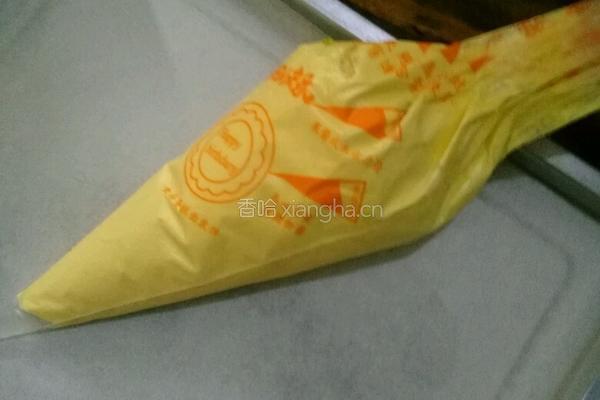 蛋黄小饼干的做法图解7