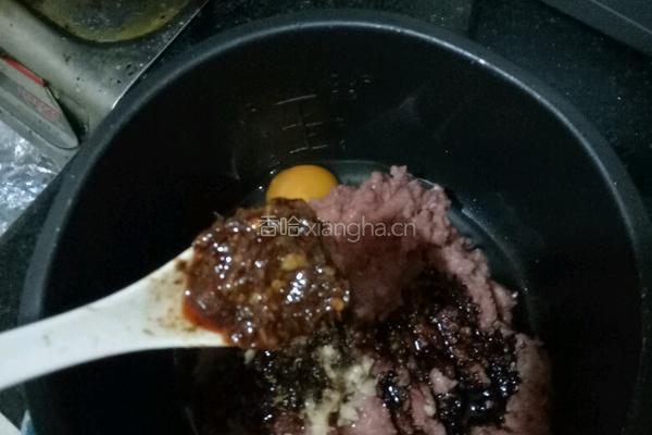 白菜饺子馅的做法图解5
