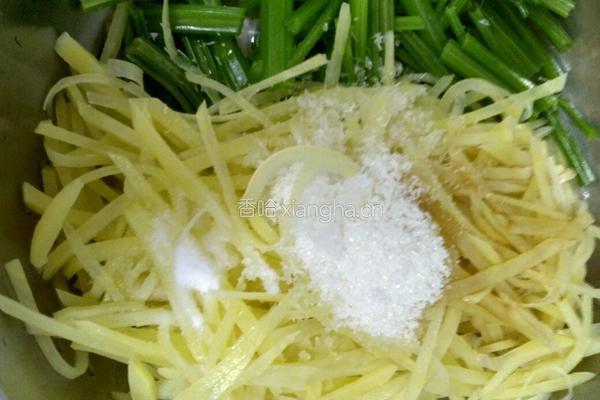 炝芹菜土豆丝的做法图解10