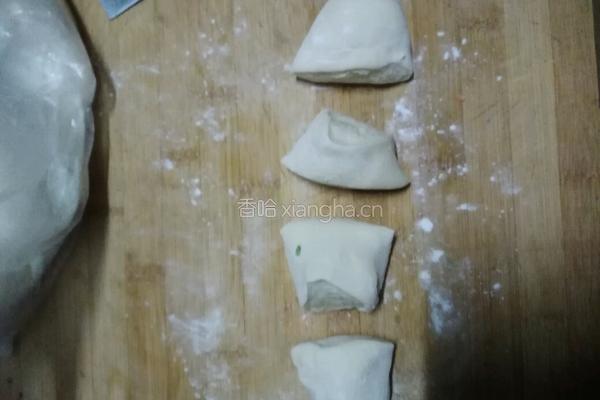 韭菜鸡蛋烙饼的做法图解5