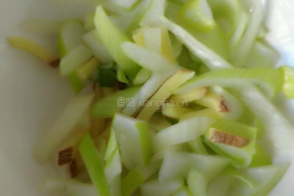 蒜苔肉丝的做法图解2