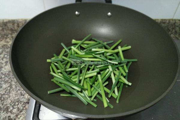 蒜苔炒牛肉的做法图解6