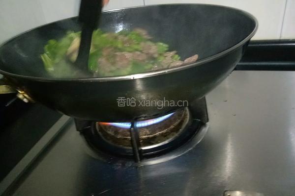 青椒炒牛肉的做法图解8