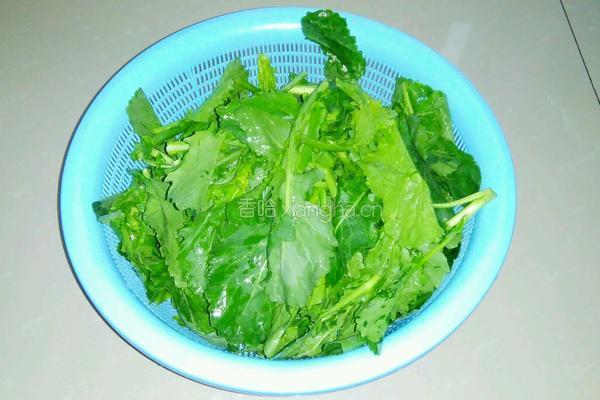 蒜蓉炒菜心的做法图解1