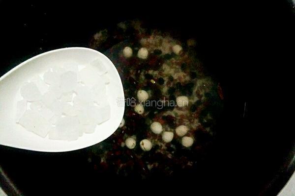 葡萄干版八宝粥的做法图解3