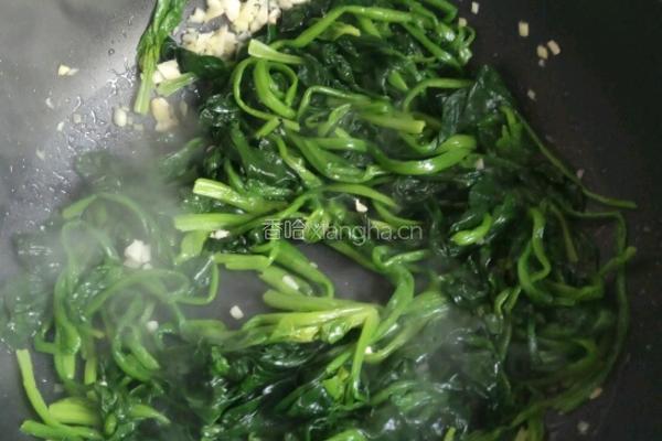 菠菜炒鸡蛋的做法图解4