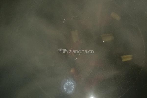 酥骨鲫鱼的做法图解4