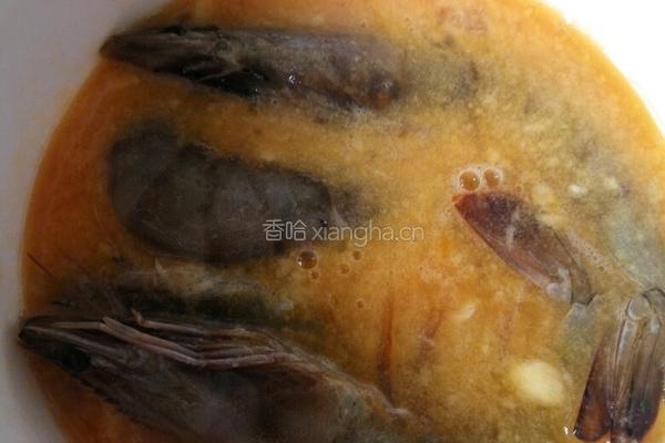 炸大虾的做法图解4