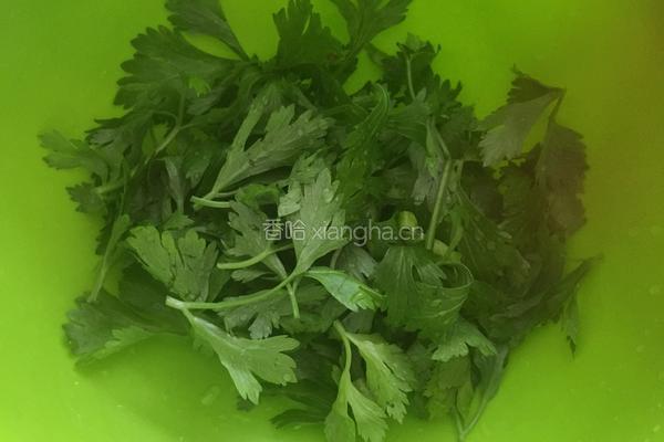 芹菜叶饼的做法图解1