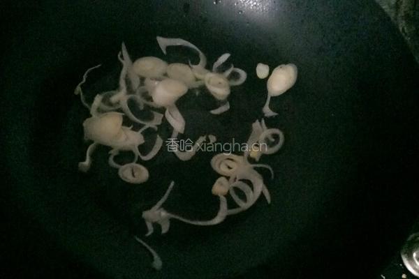 西红柿白菜炒馒头的做法图解4