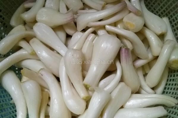 腌制酸茭头的做法图解1