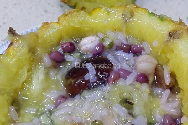 香甜菠萝糯米饭的做法图解3