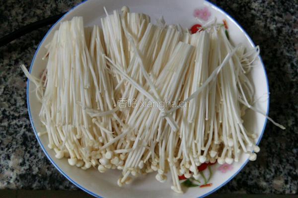 鱿鱼毛血旺的做法图解1