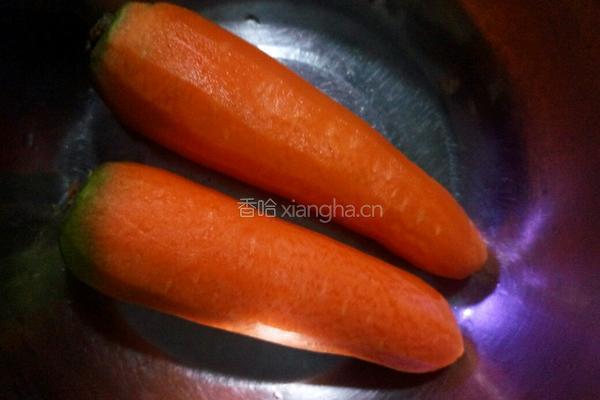 胡萝卜丝饼的做法图解1