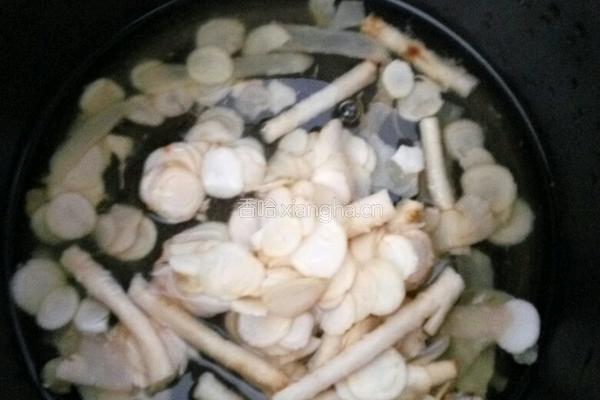 鸡肉西洋参汤的做法图解5