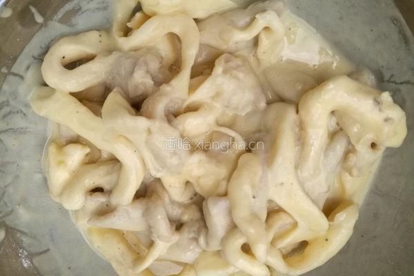 香酥椒盐炸平菇的做法图解4