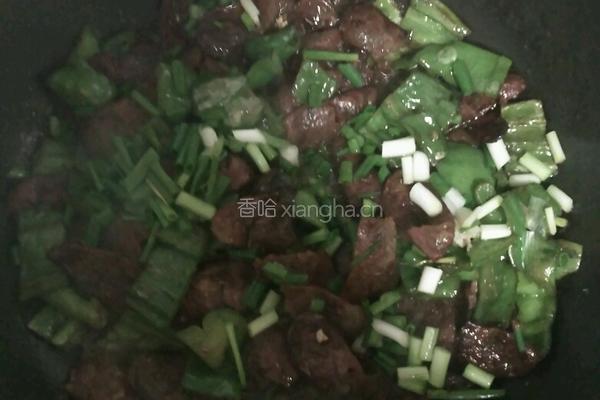 青椒炒辣香肠的做法图解11