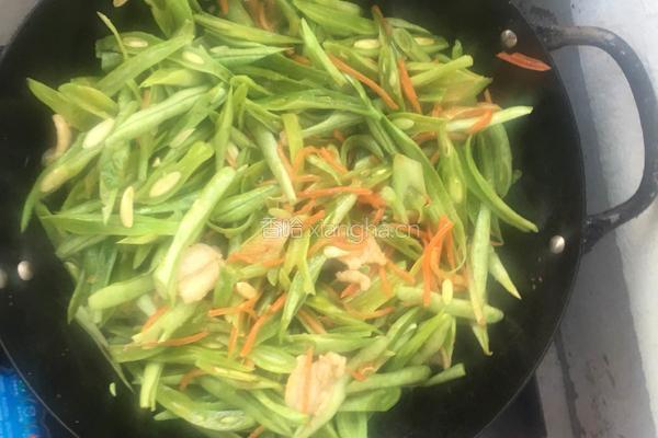 炒云豆丝的做法图解3
