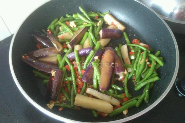 茄子豆角的做法图解13