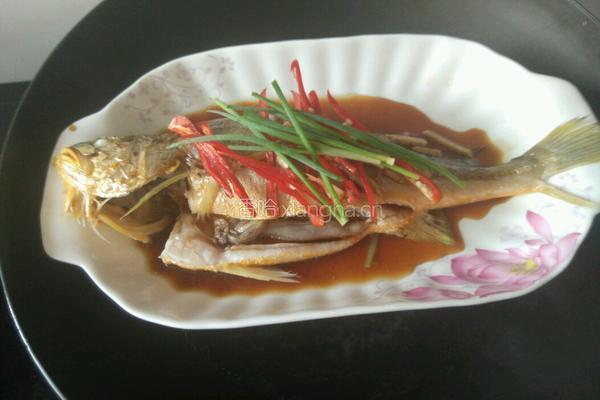 豉油蒸黄鱼的做法图解10