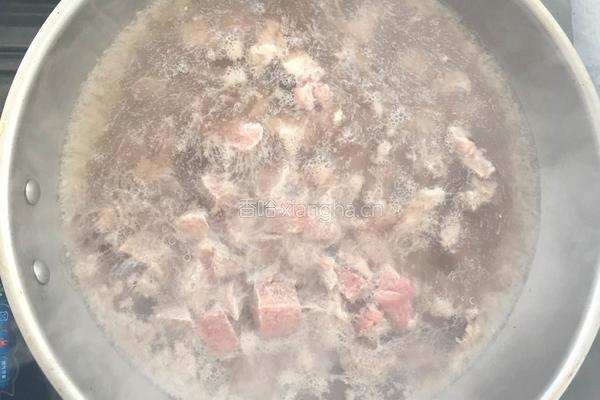 羊肉炖山药土豆的做法图解1