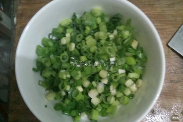 小葱摊鸡蛋的做法图解1