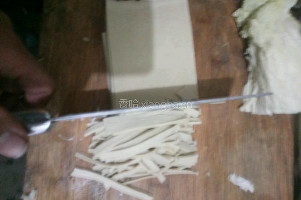 白菜拌豆腐的做法图解2