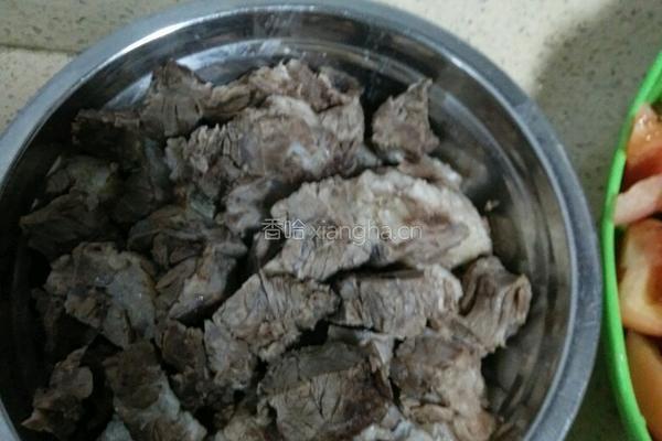 番茄牛腩汤的做法图解3