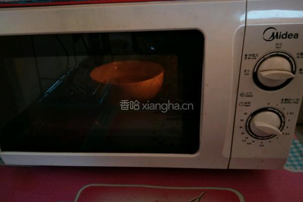 微波炉香蕉蛋糕的做法图解5