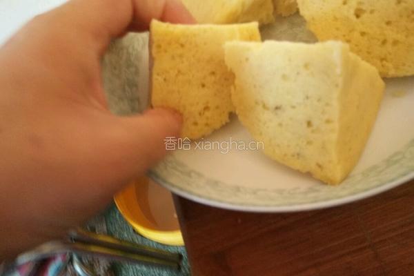 微波炉香蕉蛋糕的做法图解7