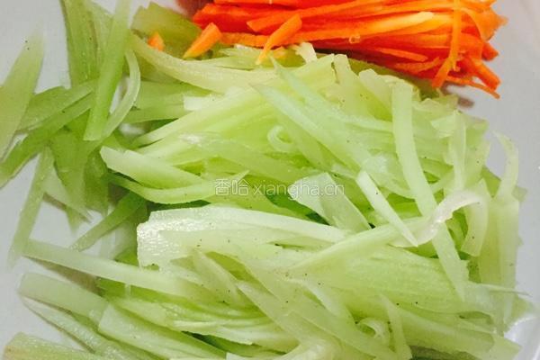 清炒三丝的做法图解1