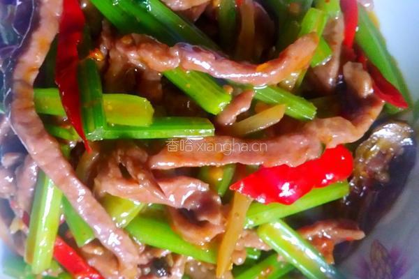 芹菜牛肉丝的做法图解8