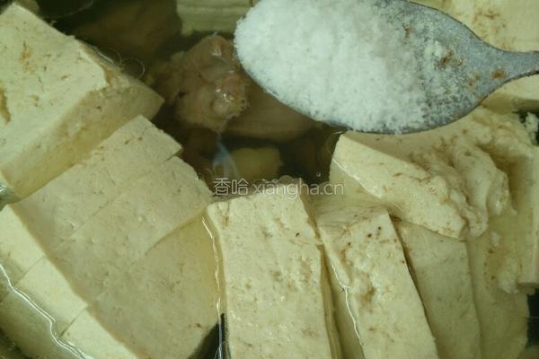 排骨蒸豆腐汤的做法图解4