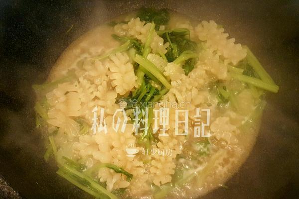 芹菜目鱼花的做法图解4