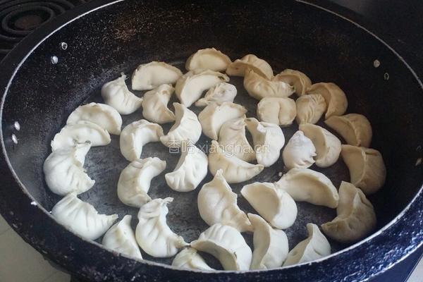 芝士饺子的做法图解3