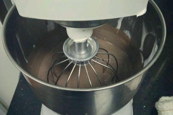 黑森林蛋糕卷的做法图解1