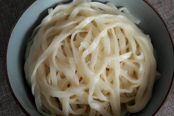 美味炸酱面的做法图解6