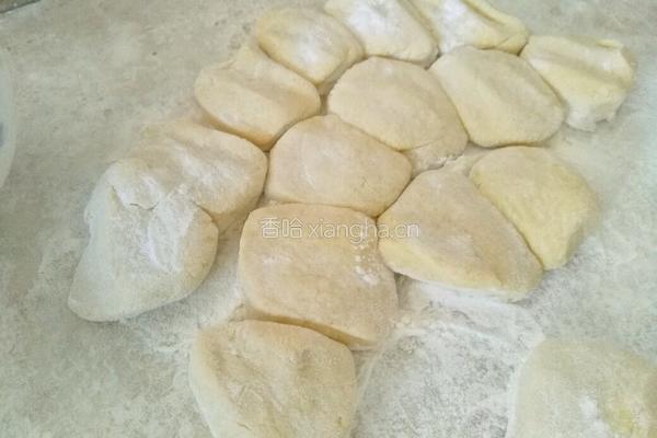 杂粮酸菜包的做法图解12