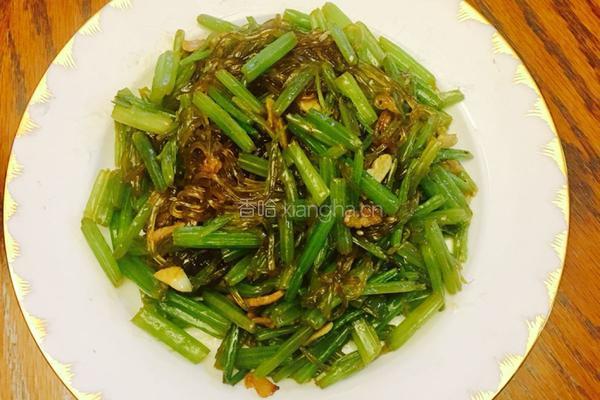 芹菜炒粉的做法图解10