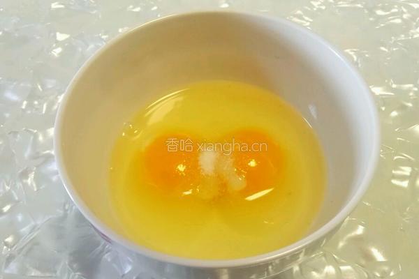 虾仁蒸蛋的做法图解1